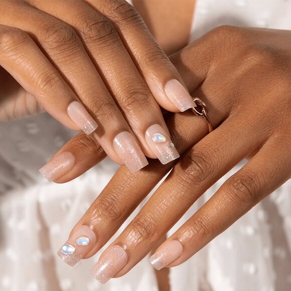 Kiss Gel Fantasy Allure Nails Medium length - Transformation - Picture 2 of 7